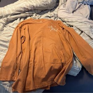 Women’s long sleeve American Eagle shirt